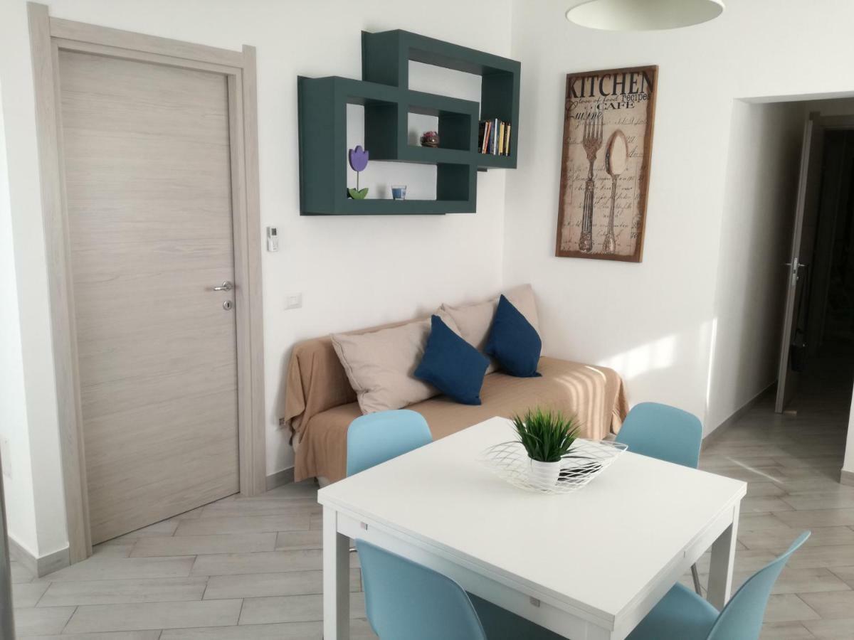 Casa Vacanze Villa Carmela Порто Торес Екстериор снимка