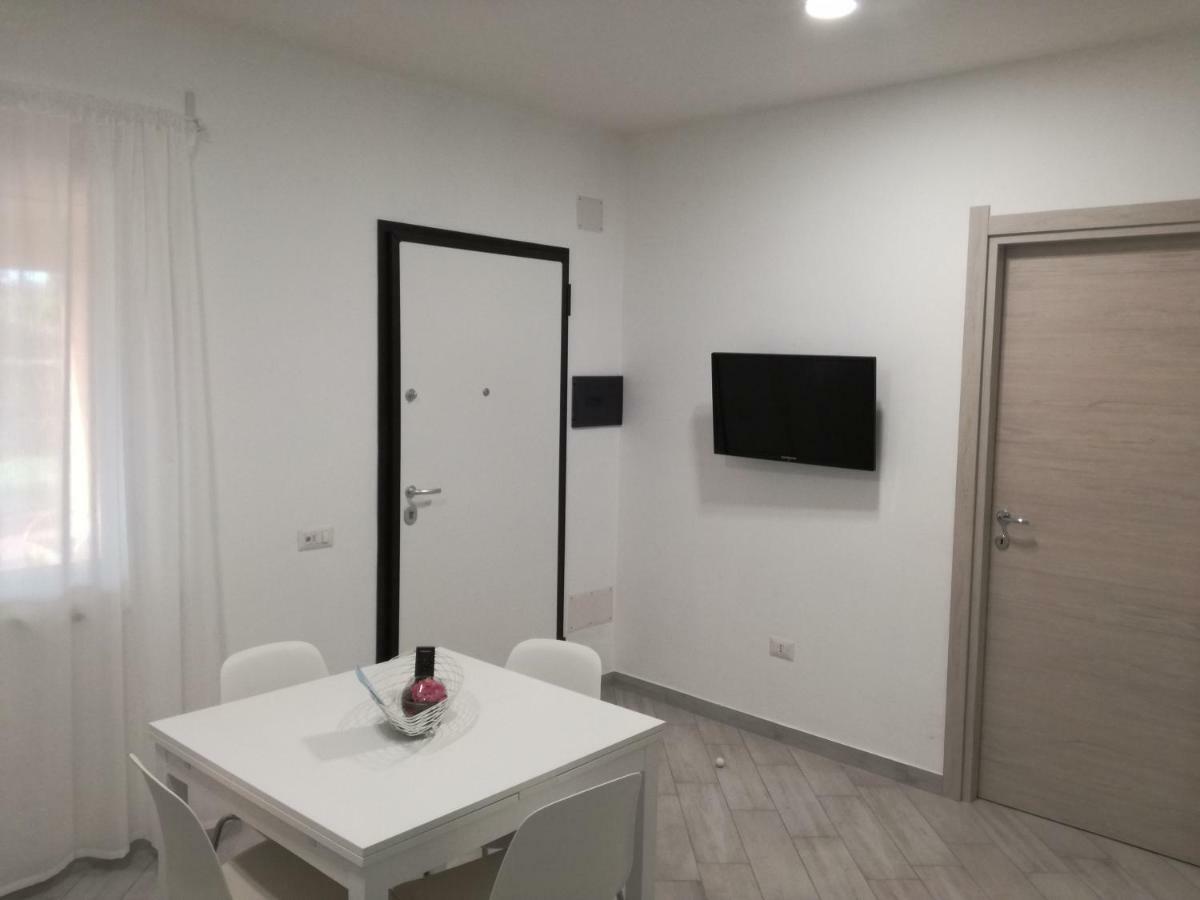 Casa Vacanze Villa Carmela Порто Торес Екстериор снимка